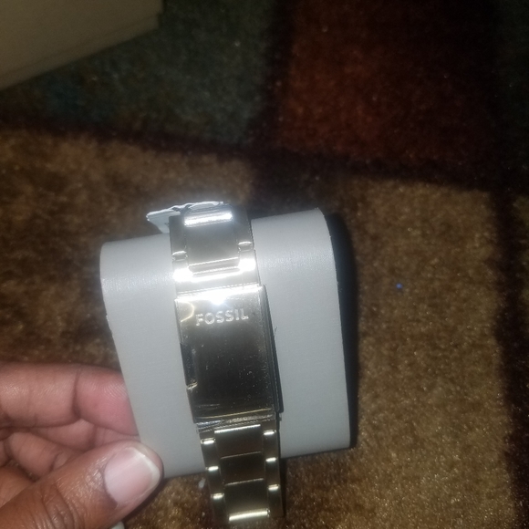 Watch - Picture 2 of 2